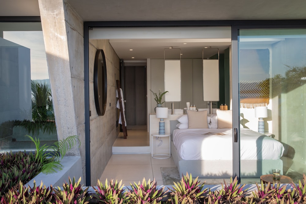 kerem luxury beachfront villas