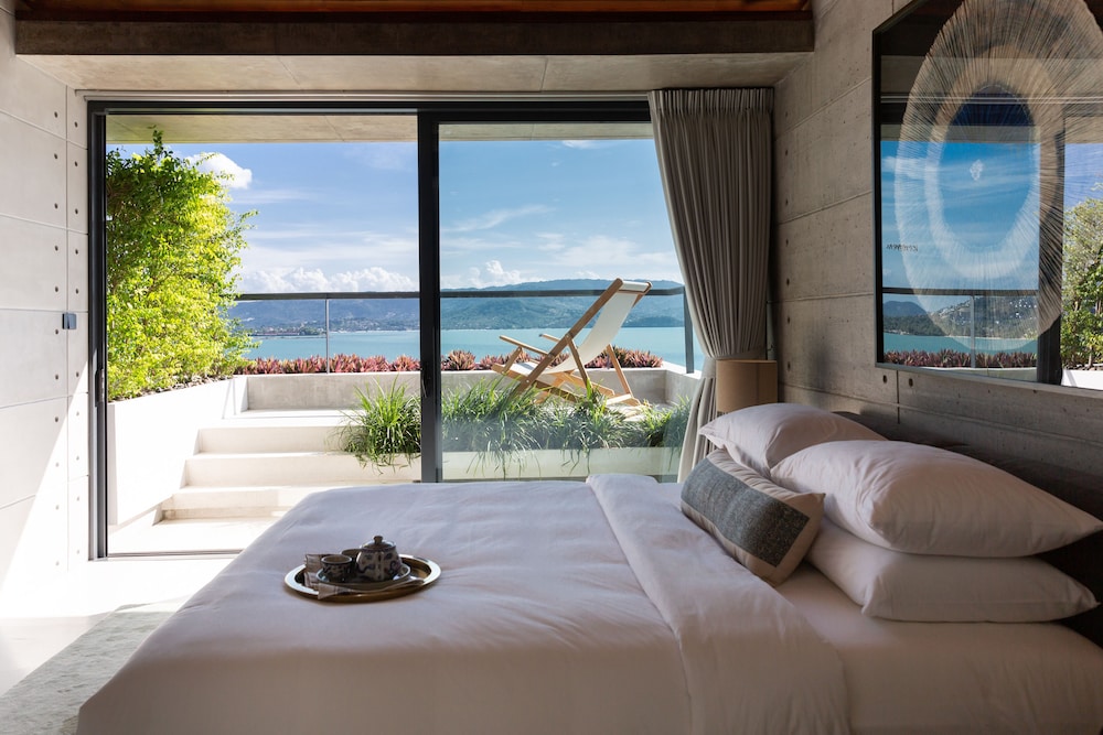 kerem luxury beachfront villas