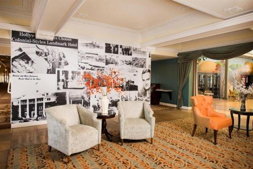 Lafayette Hotel & Club,2223 El Cajon Blvd,4 star