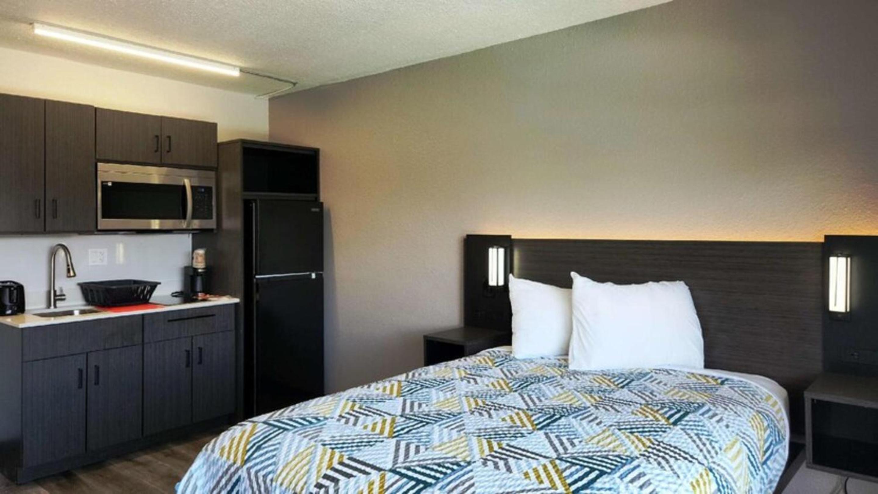 motel 6 alvin tx