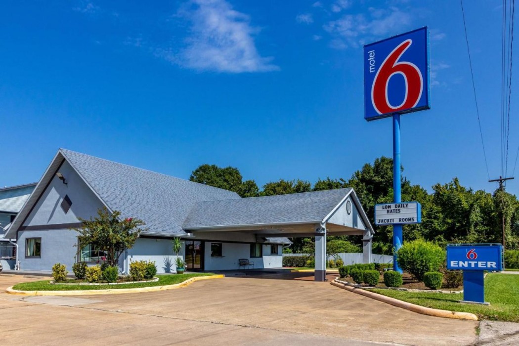 motel 6 alvin tx