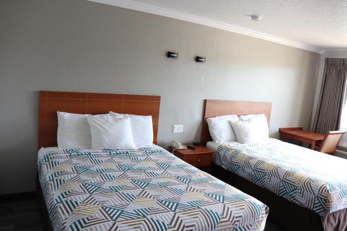 motel 6 alvin tx