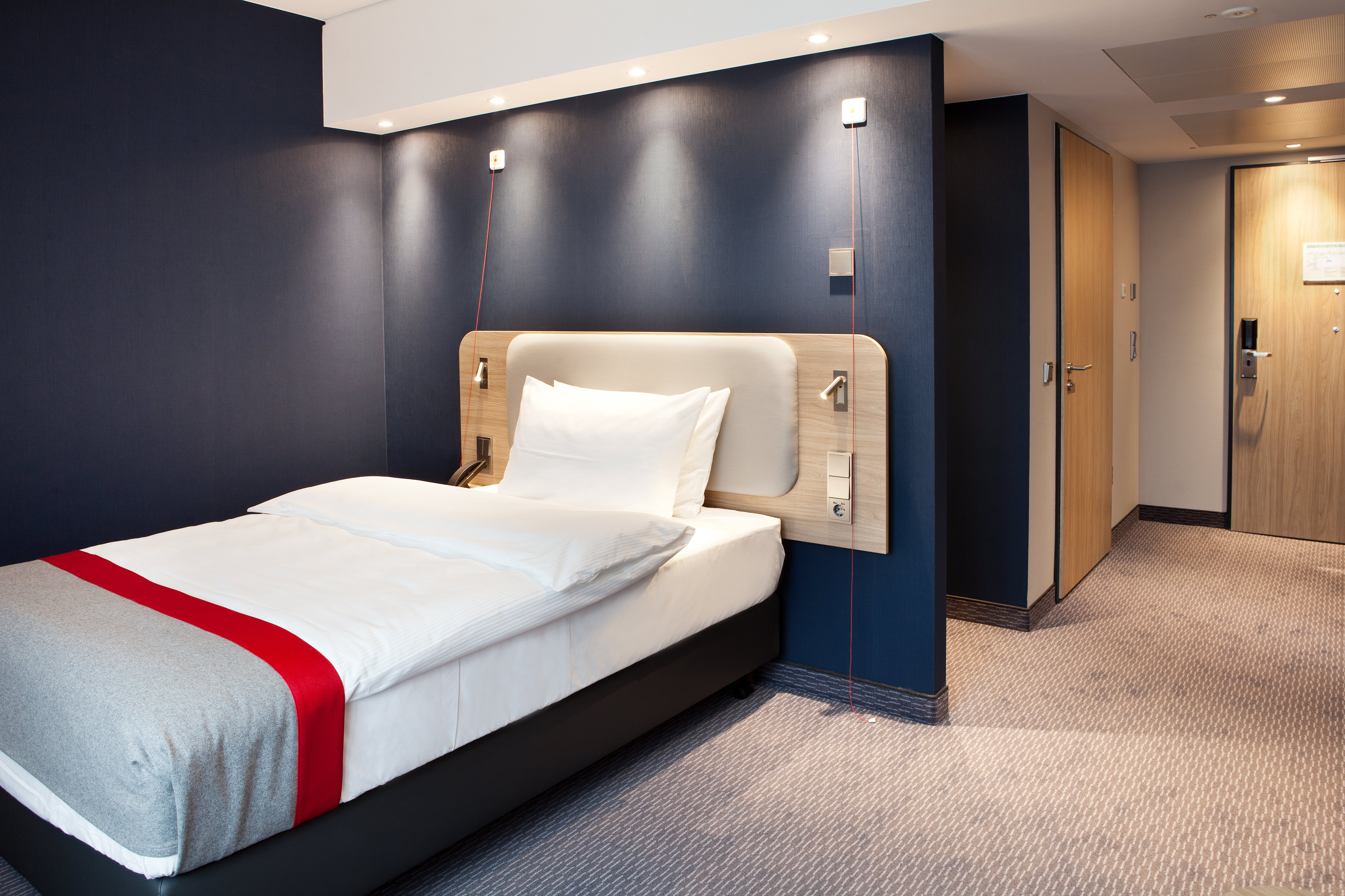 holiday inn express remscheid an ihg hotel