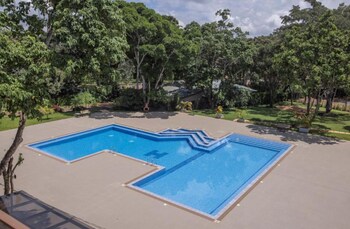 hermosa garden hotel