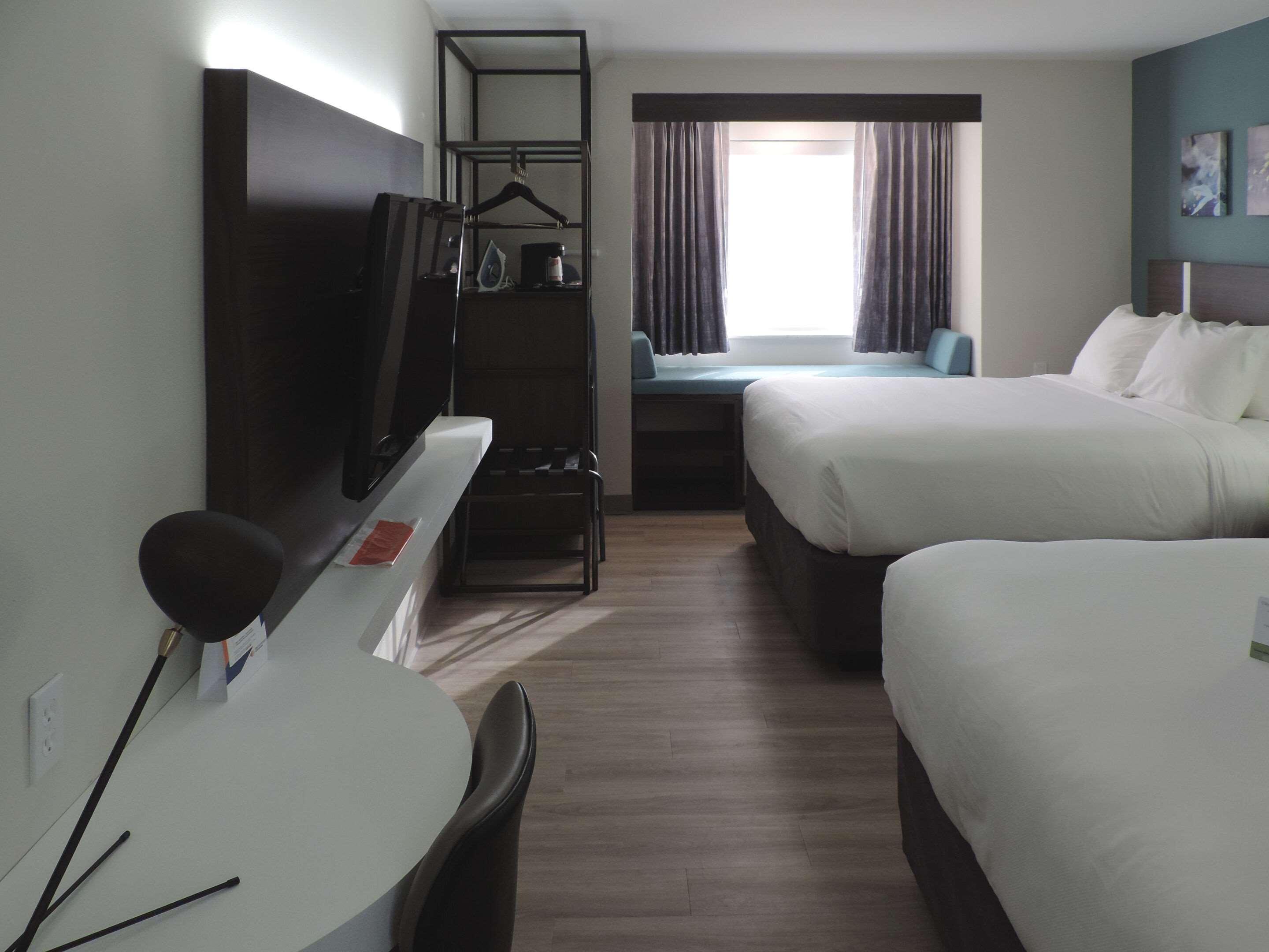 spark by hilton clarion