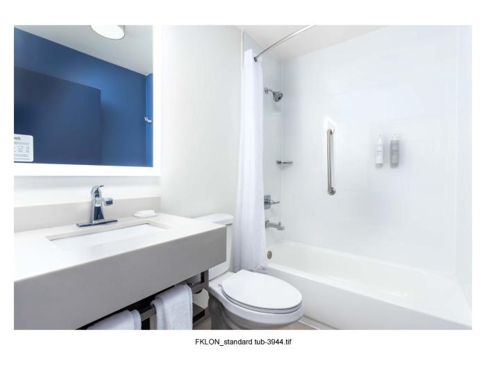 spark by hilton clarion