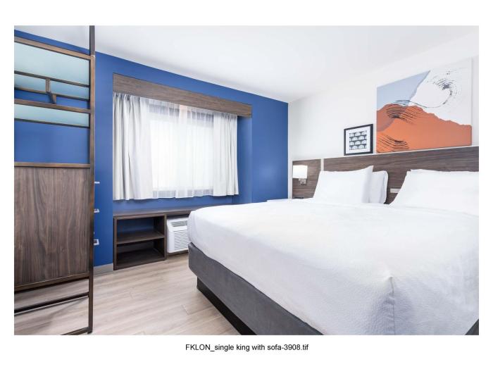 spark by hilton clarion