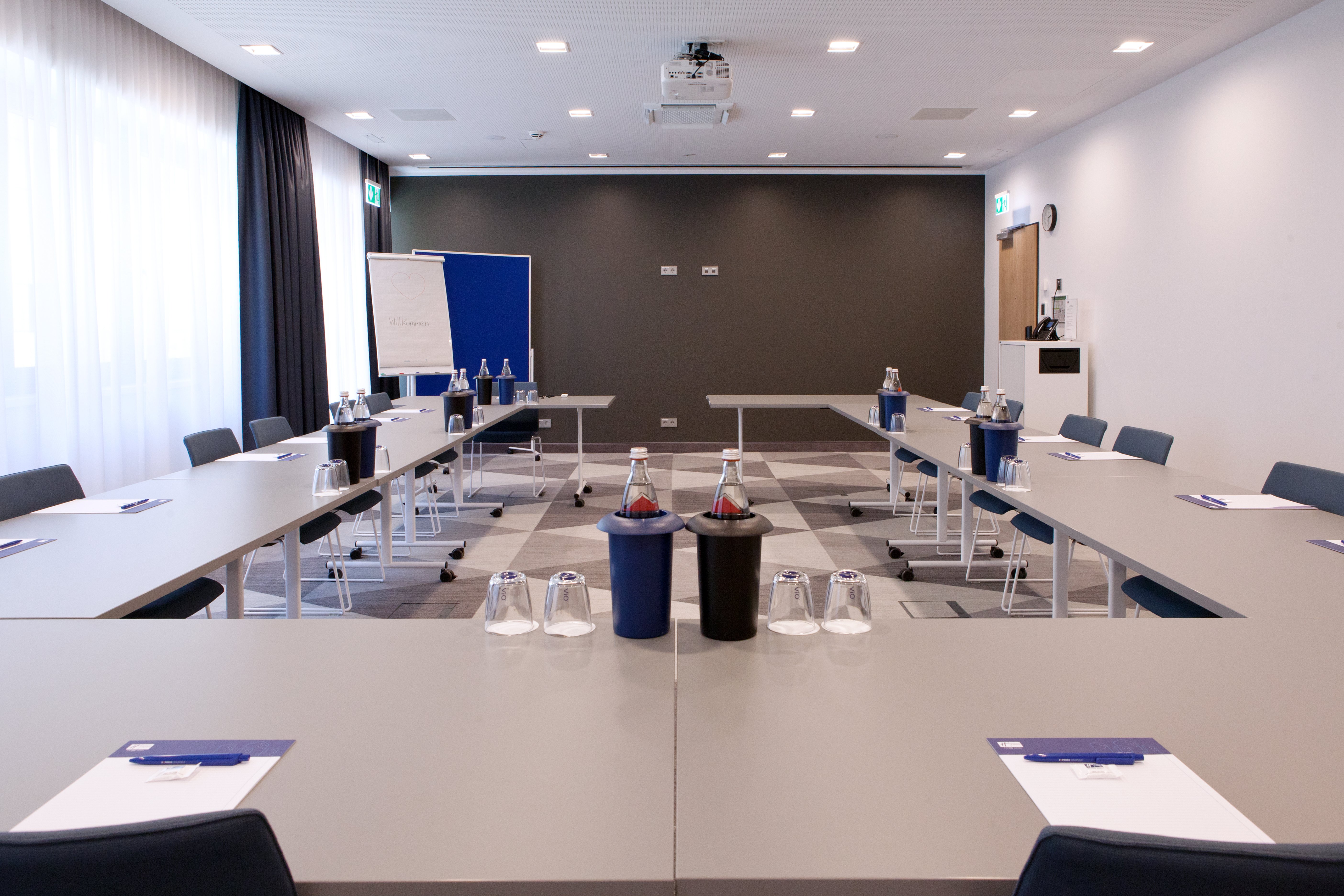 holiday inn express furth an ihg hotel