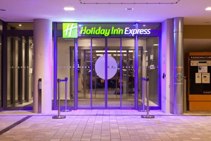 holiday inn express furth an ihg hotel