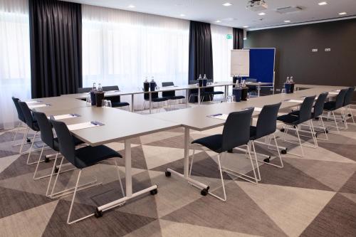 holiday inn express furth an ihg hotel
