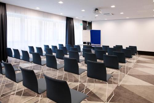 holiday inn express furth an ihg hotel