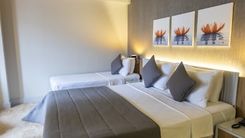 ariel hotel alacati
