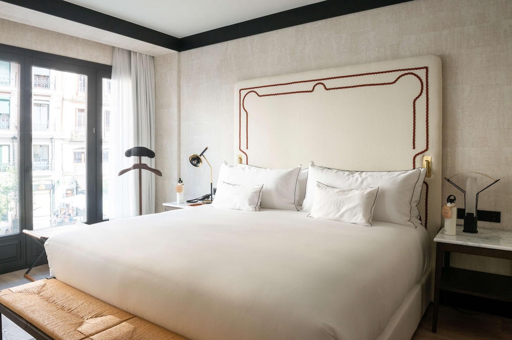 hotel montera madrid curio collection by hilton