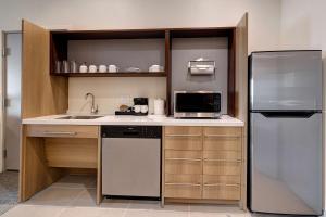 home2 suites by hilton galveston