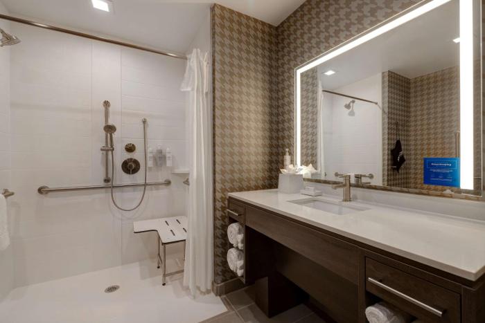 home2 suites by hilton galveston