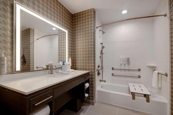 home2 suites by hilton galveston