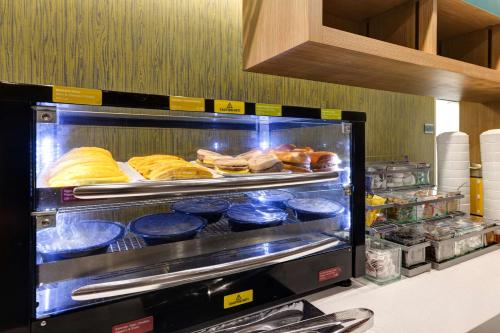 home2 suites by hilton galveston