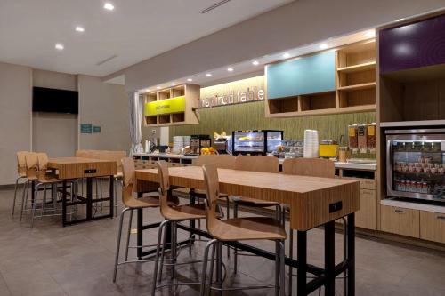 home2 suites by hilton galveston