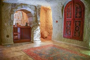 calypso cave suites