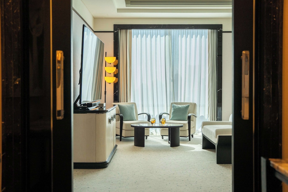 waldorf astoria doha west bay