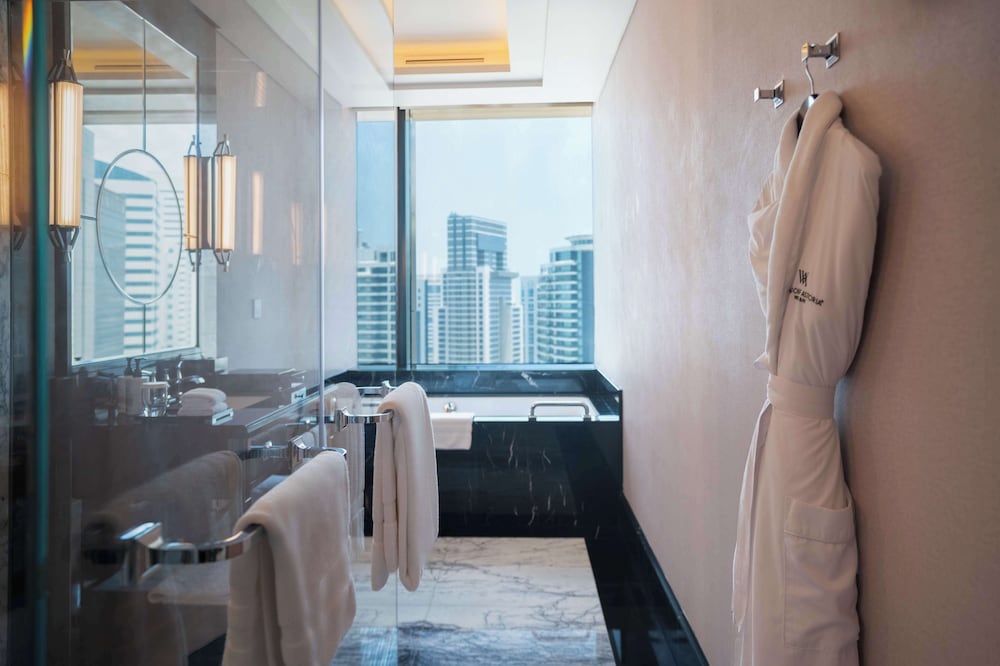 waldorf astoria doha west bay