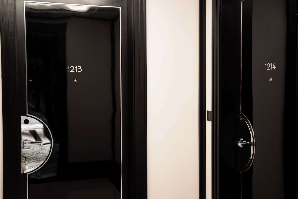 waldorf astoria doha west bay