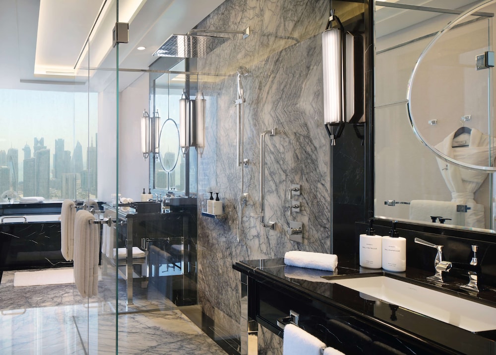 waldorf astoria doha west bay