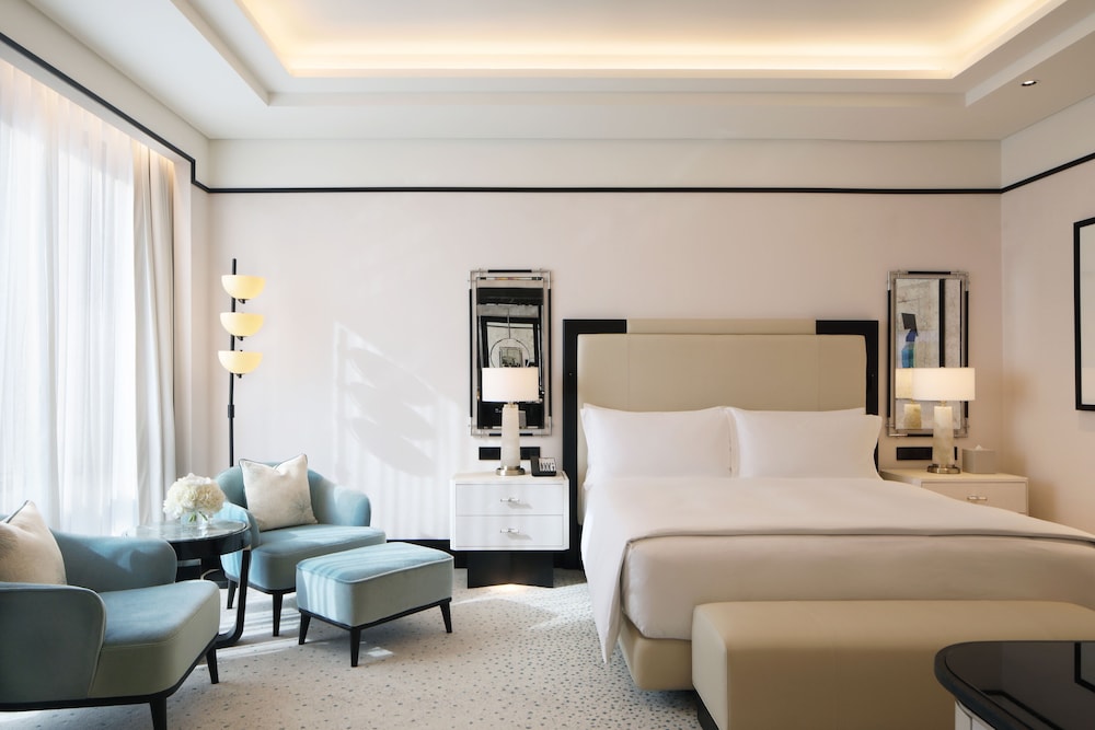 waldorf astoria doha west bay