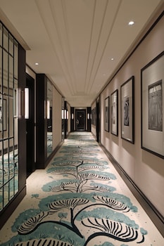 waldorf astoria doha west bay