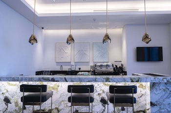 waldorf astoria doha west bay