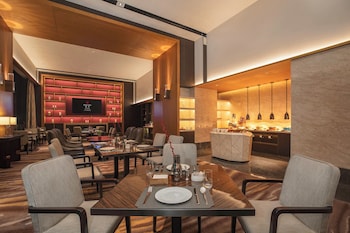 hualuxe beijing xinan