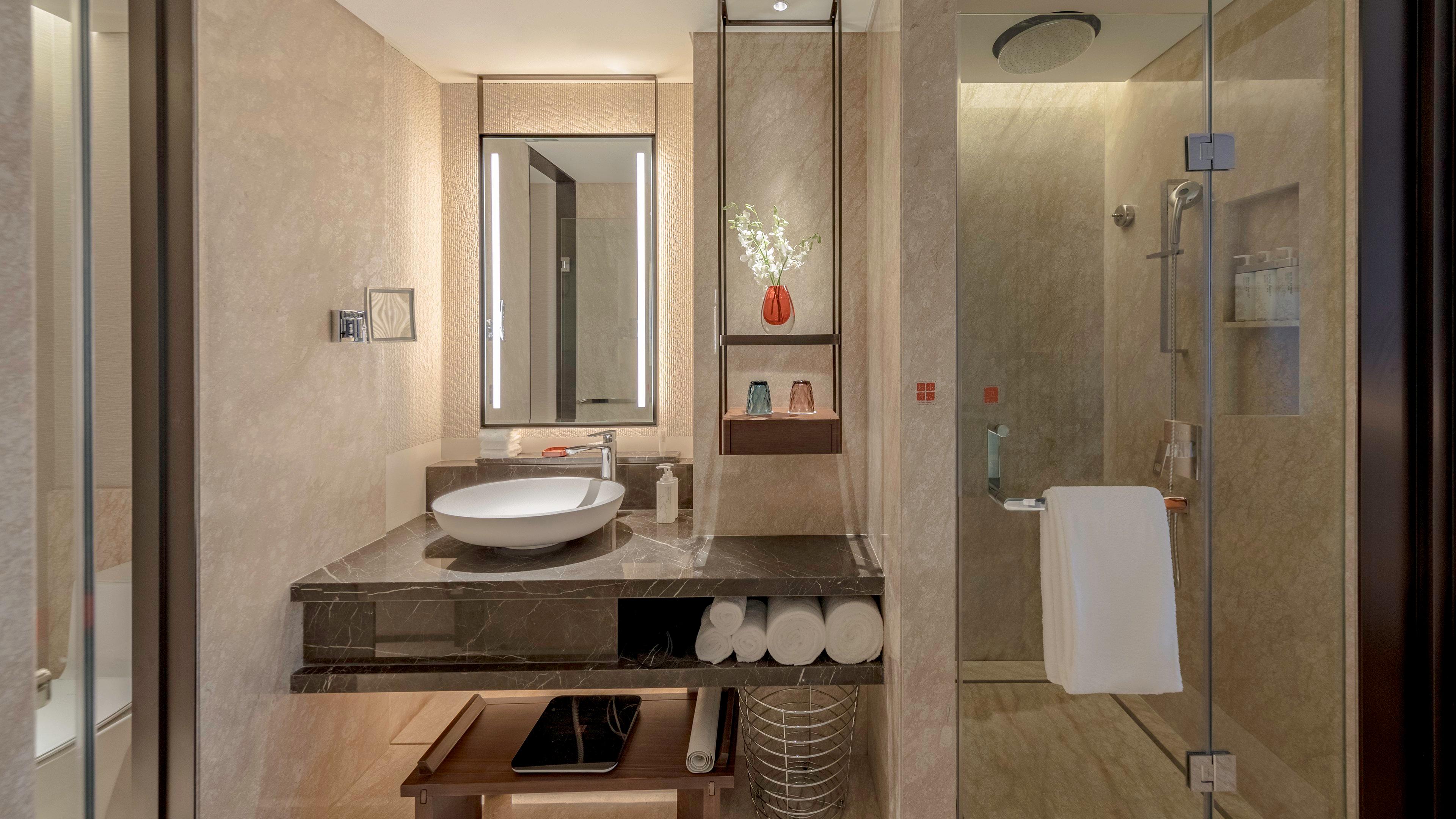hualuxe beijing xinan