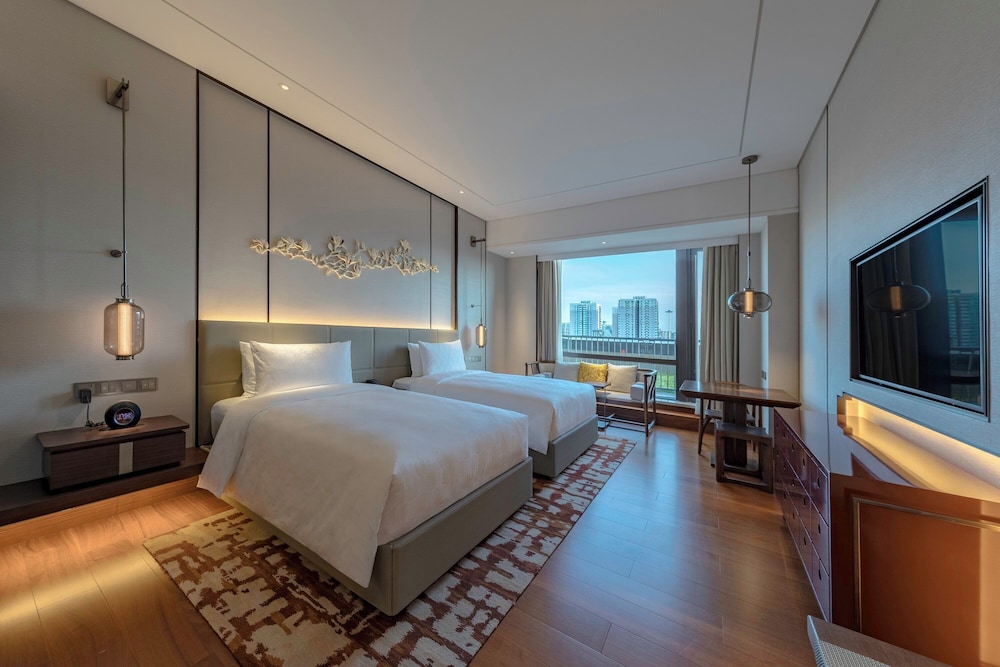 hualuxe beijing xinan