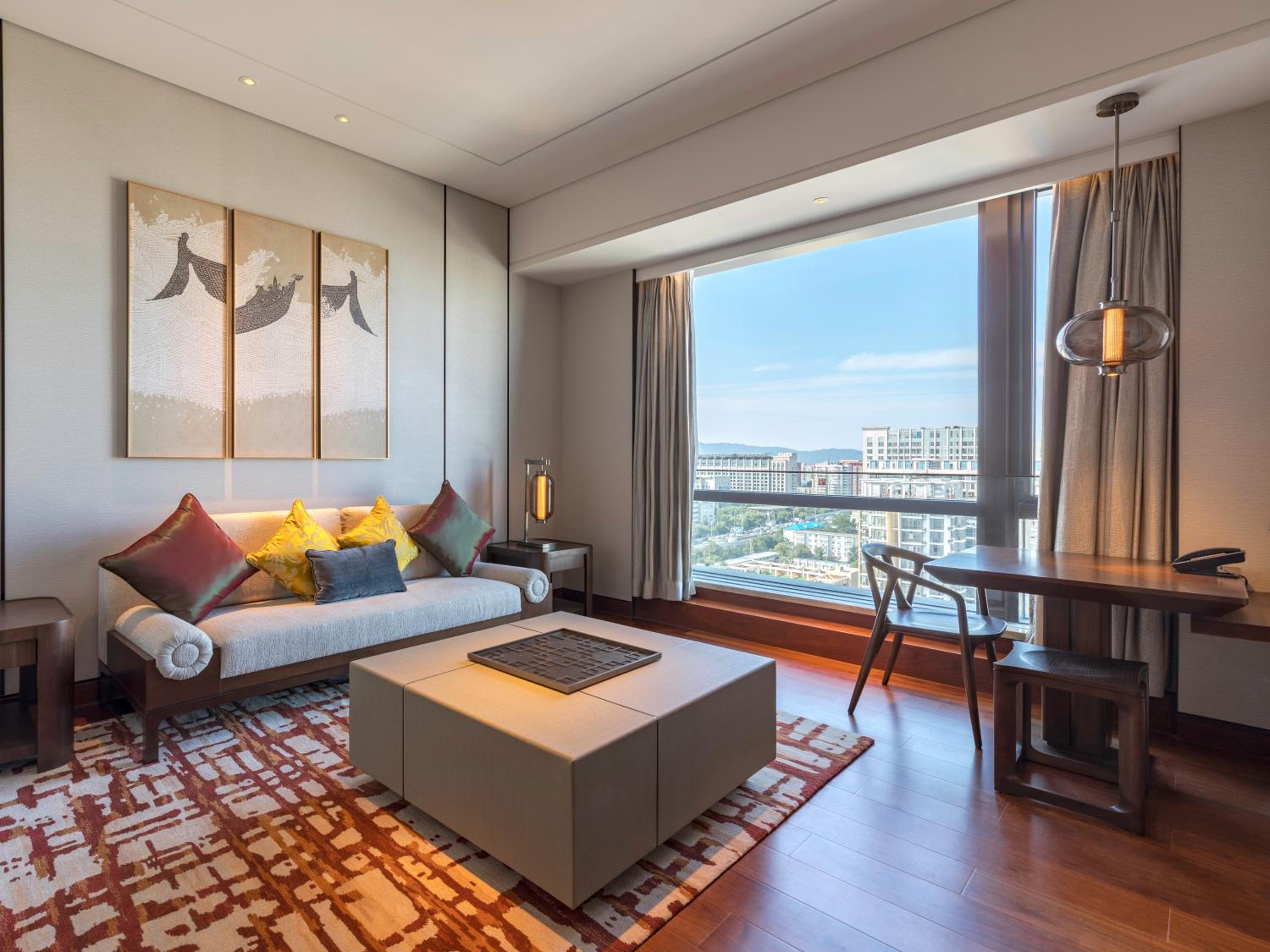 hualuxe beijing xinan
