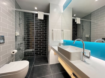 holiday inn express ankara airport