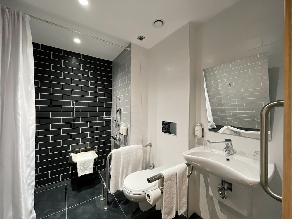 holiday inn express ankara airport
