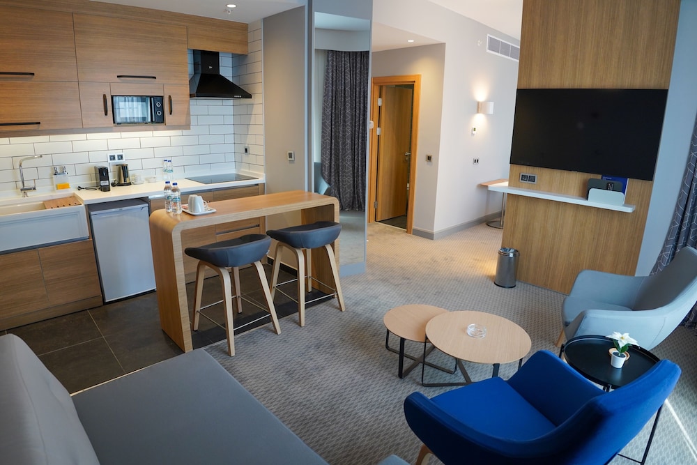holiday inn express ankara airport