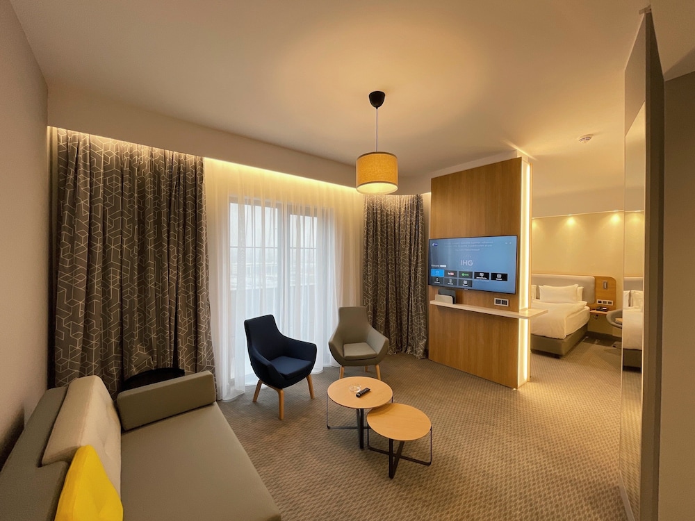 holiday inn express ankara airport