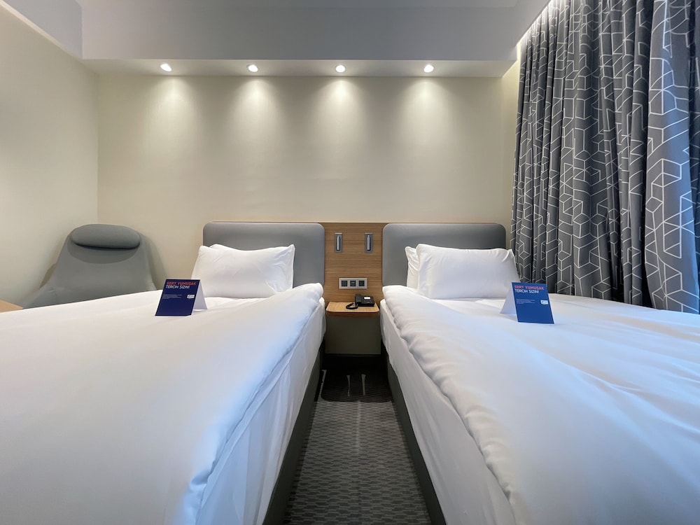 holiday inn express ankara airport