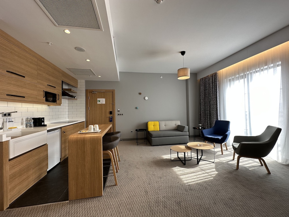 holiday inn express ankara airport