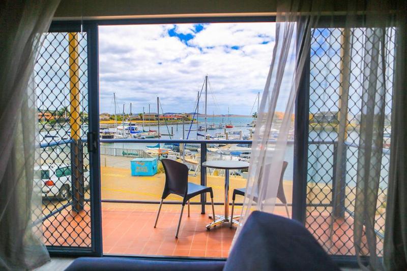 The Marina Hotel,,4 star