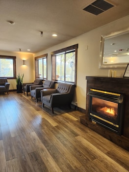 Luxury Inn And Suites,Keystone>>Dillon,2 star