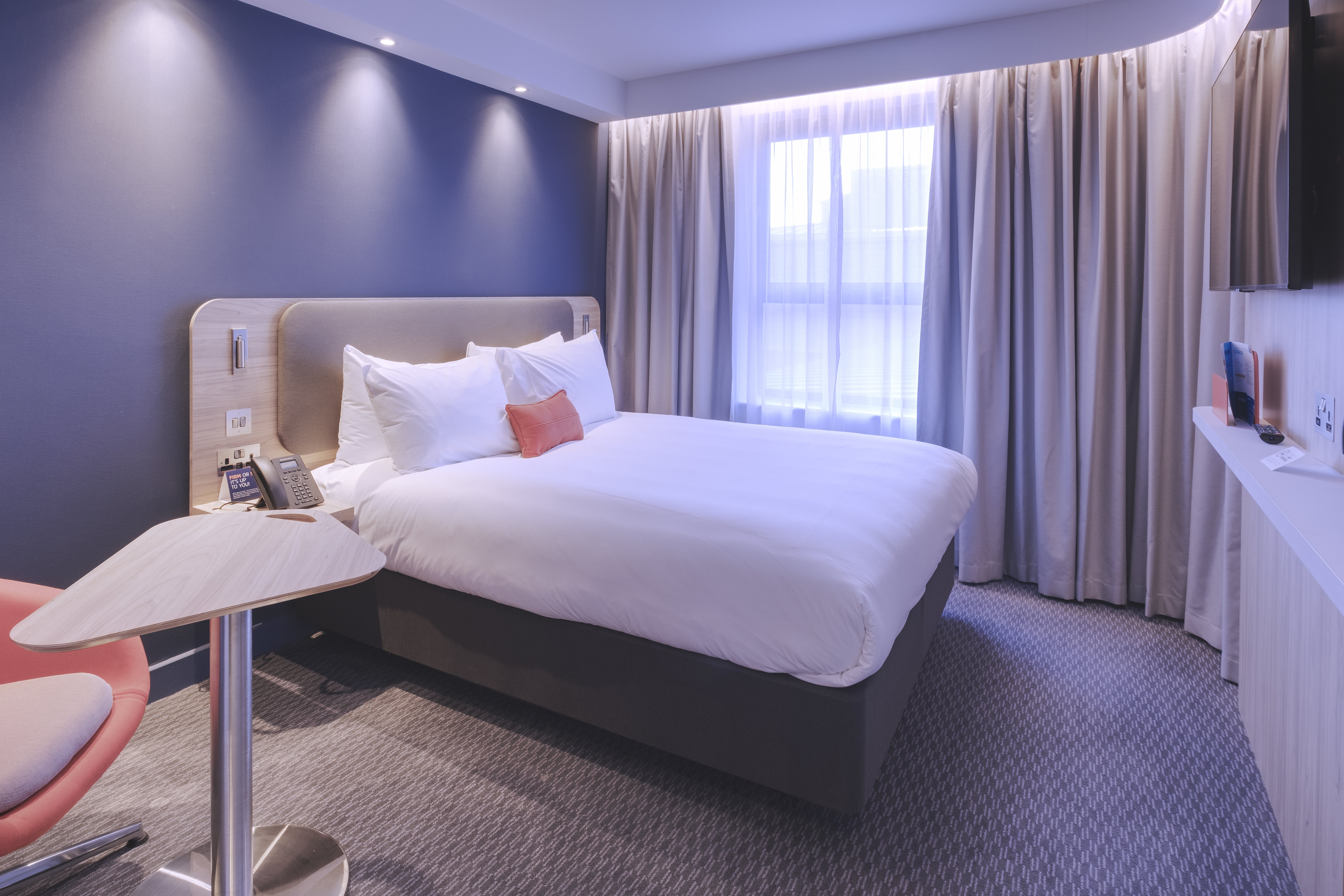 holiday inn express fleet an ihg hotel