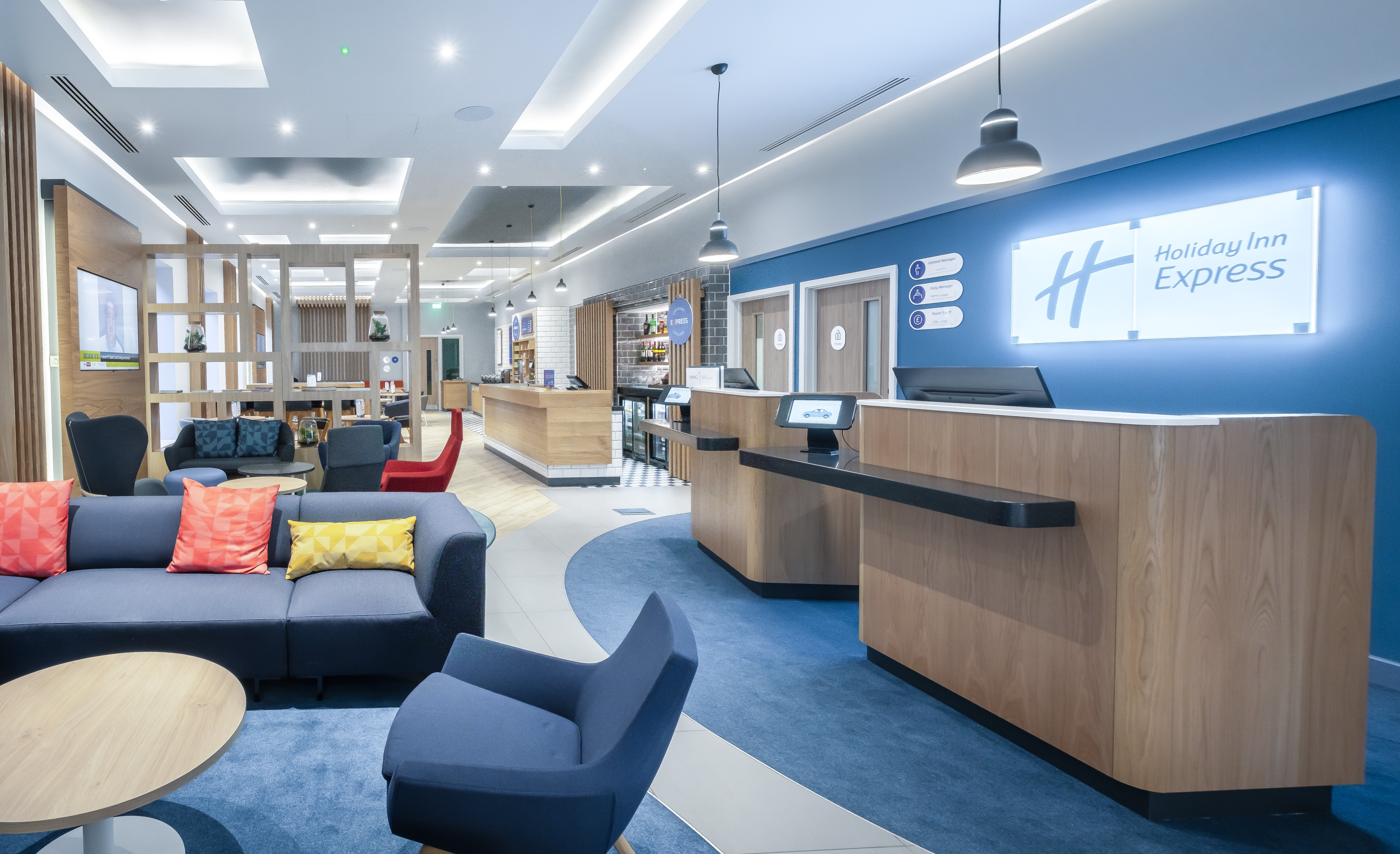 holiday inn express fleet an ihg hotel