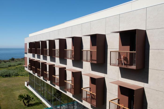 sines sea view hotel