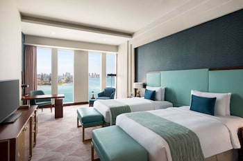 wyndham grand doha west bay beach