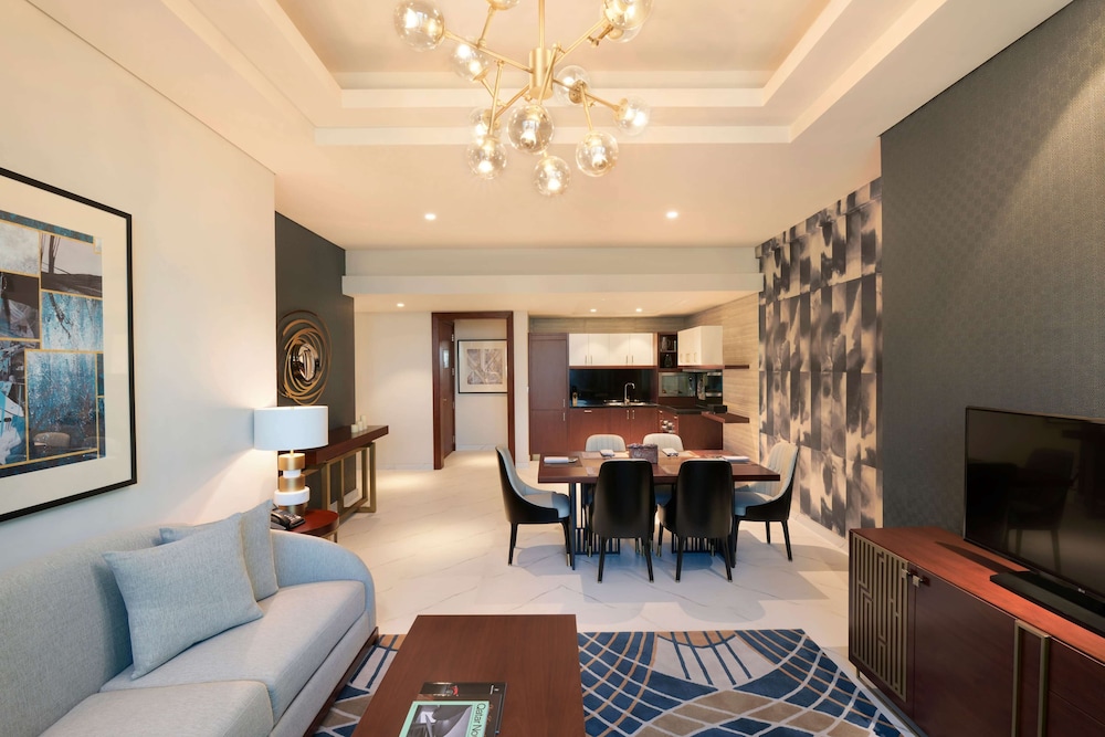 wyndham grand doha west bay beach