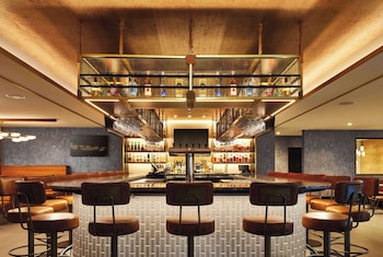 hotel alpenrock breckenridge curio collection by hilton