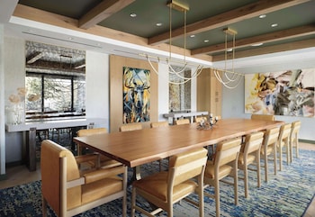 hotel alpenrock breckenridge curio collection by hilton