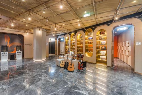 atour light music suzhou panmen ancient canal